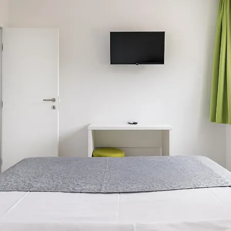 Ferias In Makarska, With Private Pool Villa *